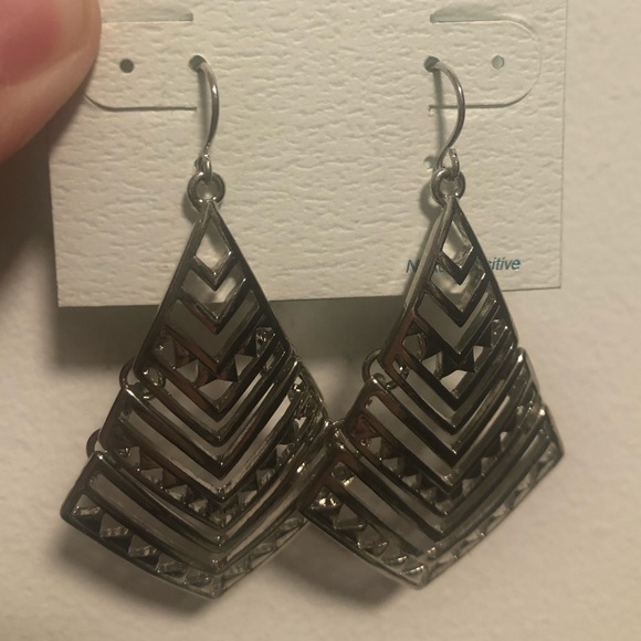 Earrings - Picture 1 of 1